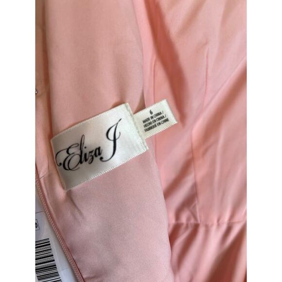 Eliza J Dress Overlay Sleeveless Halter Top A Line V Neck Gauzy Size 6 MSRP $156 - Picture 8 of 9